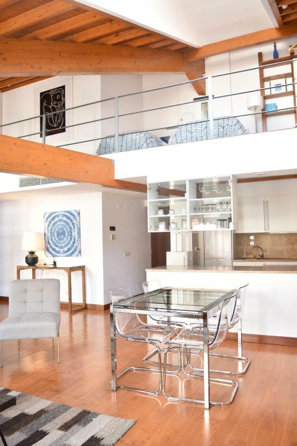 Architect-Designed Loft In A Historic Hilltop Neighborhood Lisboa Eksteriør bilde